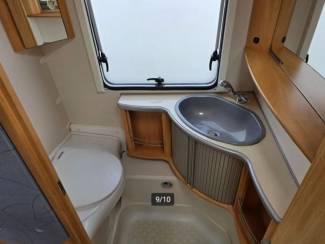 Caravans FENDT SAPHIR 4.10 Q 2009 in nw st met MOVER VOORTENT LUIFEL