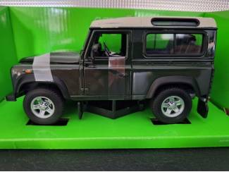 Auto's Landrover Defender 90 Groen Schaal 1:24