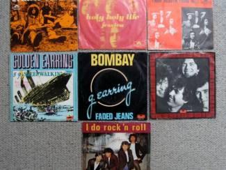 Golden Earring diverse vinyl singles jaren 70 mooie staat
