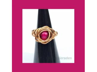 Ring met natuursteen